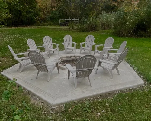 Modern Lake Home in Private Setting with Lake Access and Hot Tub Hotels in Conneaut