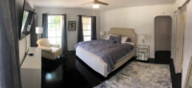 University Park Charmer Hotels near Meadows Museum