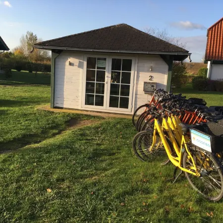 Fewo Ostseeblau, Pure Relaxation Near the Beach, for up to 4 People