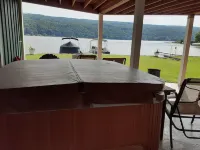 Relaxing, FUN, Comfortable Home on 50 ft. Flat Waterfront. 25 steps to the lake! Hotele w: Otisco