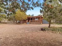 Comfy, Cozy Cabin in the Mountains with a large front porch. Pet-Friendly! Hotéis em Heber