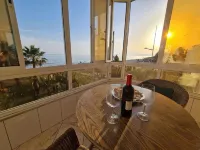 Laguna Beach apartment with unobstructed sea view