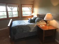 The Big Round Cabin - Blowing Rock, Hot tub, Secluded acreage, fabulous views