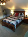 Secluded Vacation Lodge for FAMILIES. Sleeps 22! Just MINUTES from Lava & Golf