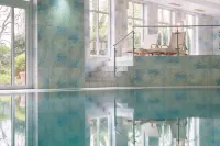 Best Western Wein-Und Parkhotel Nierstein - Kolam Renang