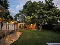 Stylish Home Less than a Mile from Notre Dame! Perfect for Entertaining!