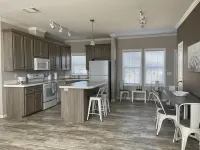 Newly Vacation Home with Lake view