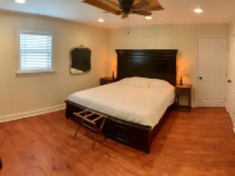 Twin Cypress on False River Hotels in Pointe Coupee Parish