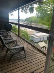 Pelican's Perch Waterfront Cabin in East Port with Boat Dock Hotels in Tishomingo County