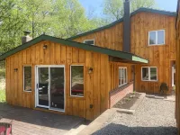 Country Cottage Finger Lakes Region Destination Getaway Hotels near Palladino Farms LLC
