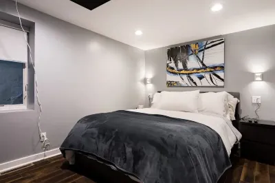 High tech 1BR Condo with Basement Lounge Hotels in 