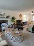 3-bedroom Cape Cod ranch just steps to private beach or Cooks Brook public beach - Homestays