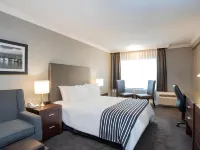Sandman Hotel Vancouver Airport Hotels near Aberdeen Skytrain Station
