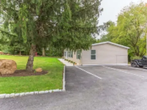 1 mile to Strasburg RR+King Bed 斯特拉斯堡酒店