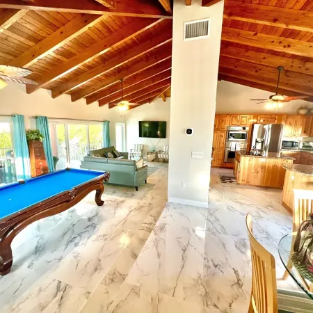 “RENOVATED Gorgeous House with ocean views from balconies, with Hot Tub & Pool”
