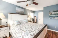 Awesome Wild Dunes Home -Just Steps to the Beach - Free WiFi