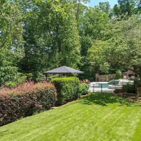 Sunrise Villa - 7000 sf: 5 king/1 queen/7 single beds, heated pool, great views