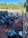 “Beary” cozy cabin in Show Low pines!