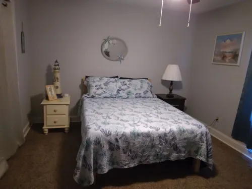 Bring your boat bungalow, pet friendly, close to Topsail Beach & marina