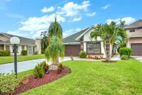 3-bed house in fabulous Fort Myers with WiFi, AC,   6 miles from the Airport. Hotels near Six Mile Cypress Slough Preserve