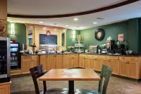 AmericInn by Wyndham Newton - breakfast