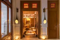 Brach Madrid - Evok Collection