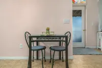 Home Town Takeover Downtown Stay!- Views of the Postcard Mural