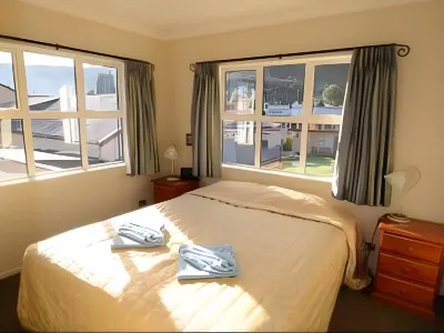 Lantern Court Motel Hotel a 