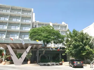 Tabar Hotel Hotels near Nazareth Market