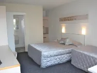 Cronulla Motor Inn Hotels in Woolooware