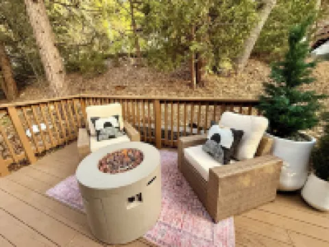 Secluded A-Frame, Fire Place, Hot Tub