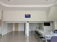 The White Residence Hotels in Khlung