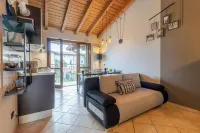 INTERIOR 13 - Coffee, Wifi & 15 min to MXP - Cozy Apt with all the comforts