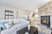 Lafayette Townhouse Minutes from Good Samaritan Hospital Hotel a Lafayette