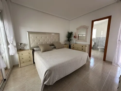 Casa Independiente con Piscina Privada, Wifi y Aire Acondicionado