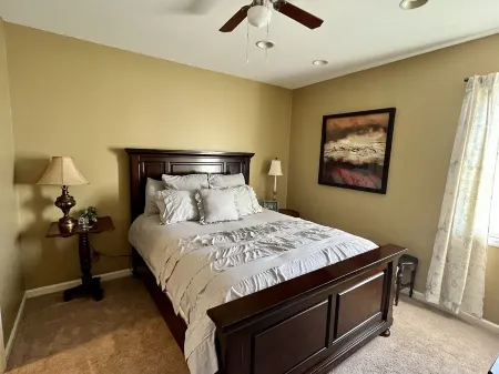 Lynchburg cottage across from Jack Daniels Barrel Houses, come smell the mash!!