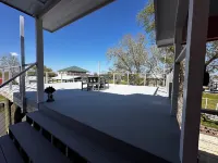 Hackberry Hooker - Private Canal