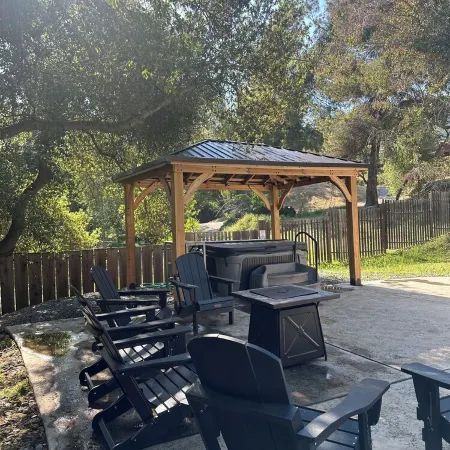 Updated Cabin with POOL and SPA 5 minutes from Sequoias National Park