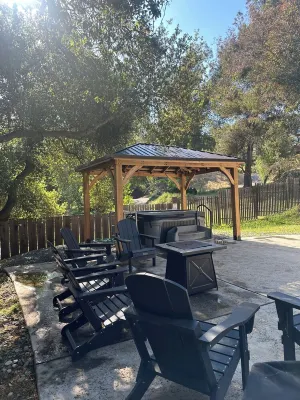 Updated Cabin with POOL and SPA 5 minutes from Sequoias National Park
