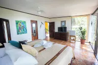 Mango Moon Villa Hotels in Manuel Antonio