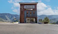 Treebo Anjukul Hotels in Chamba
