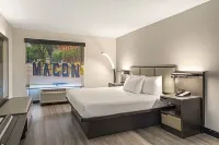 Wingate by Wyndham Macon I-75 Hotels near Macon Christmas Light Extravaganza