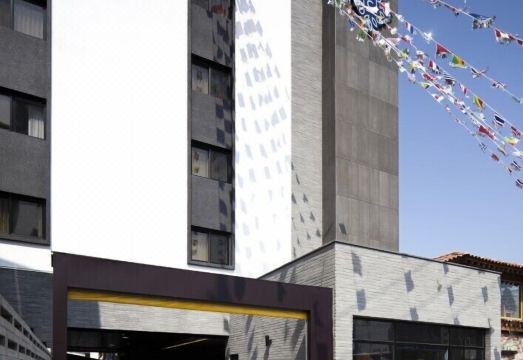 3. 호텔크라페 경산..