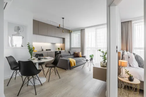 Emihouse Skyline Apartments - Homestays