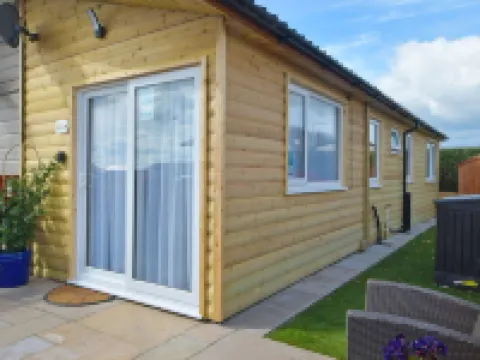 Pet Friendly Sleeps 3 Chalet Bridlington Free Elec Hotels in Carnaby