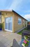 Pet Friendly Sleeps 3 Chalet Bridlington Free Elec Hotels in Carnaby