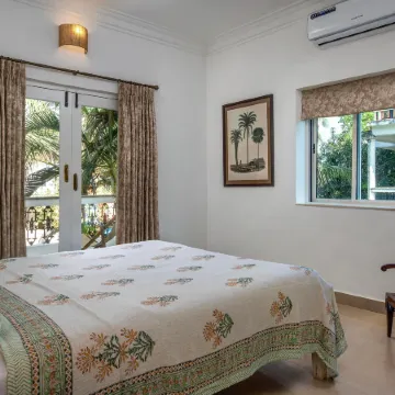 Larisa Beach Resort