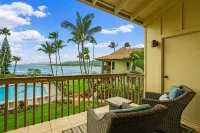 Beautiful Lae Nani - Oceanfront 2 bedroom 2 bath condo with AC