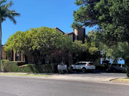 ONE OF A KIND STUDIO! ~ ON THE FAIRWAY ~ OCEAN VIEWS!