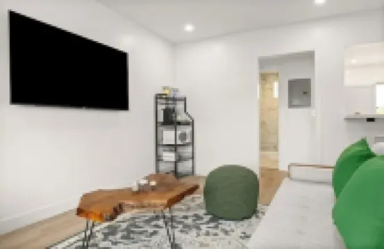 Spacious Apt w/1BR - City Center